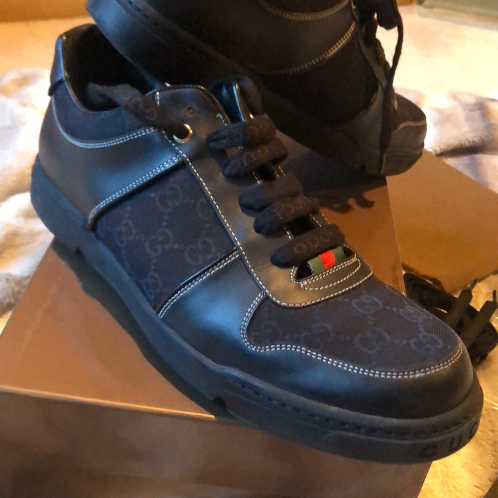 Men’s shoes